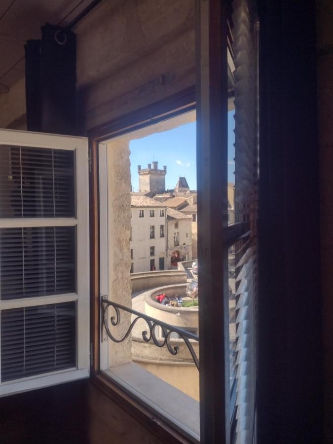 Au Gre Du Voyage Lägenhet Uzès Exteriör bild