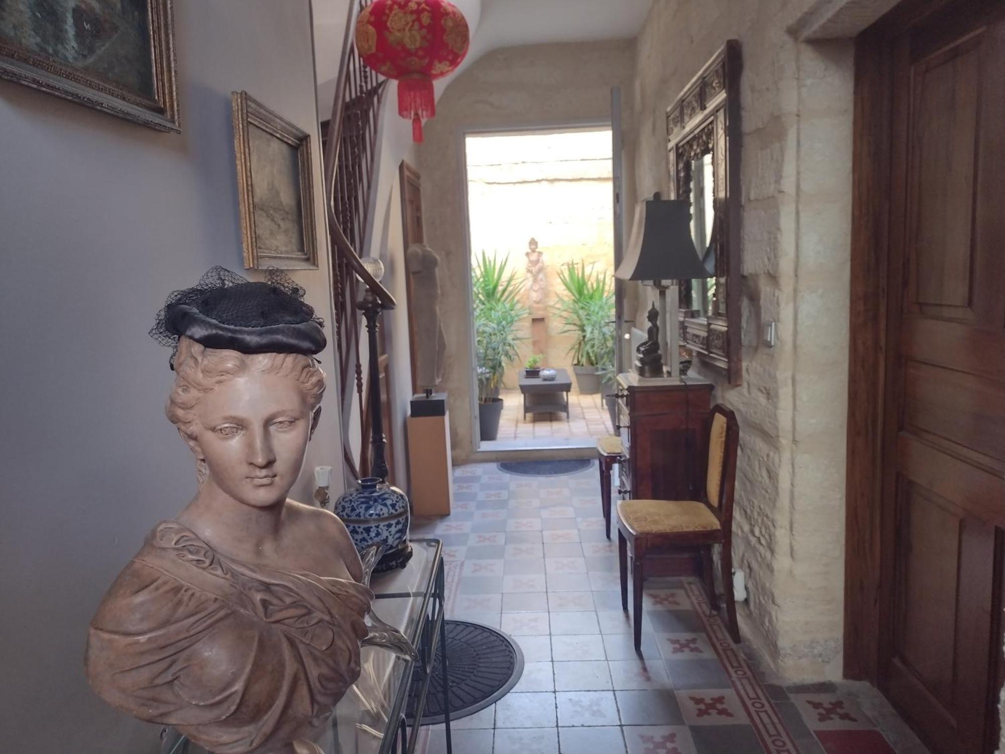Au Gre Du Voyage Lägenhet Uzès Exteriör bild